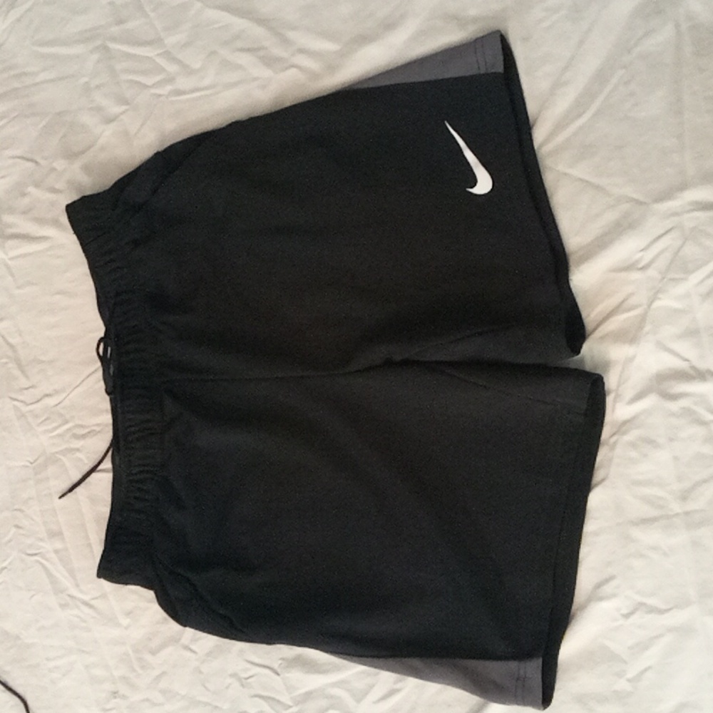 2  Medium size men's Nike shorts